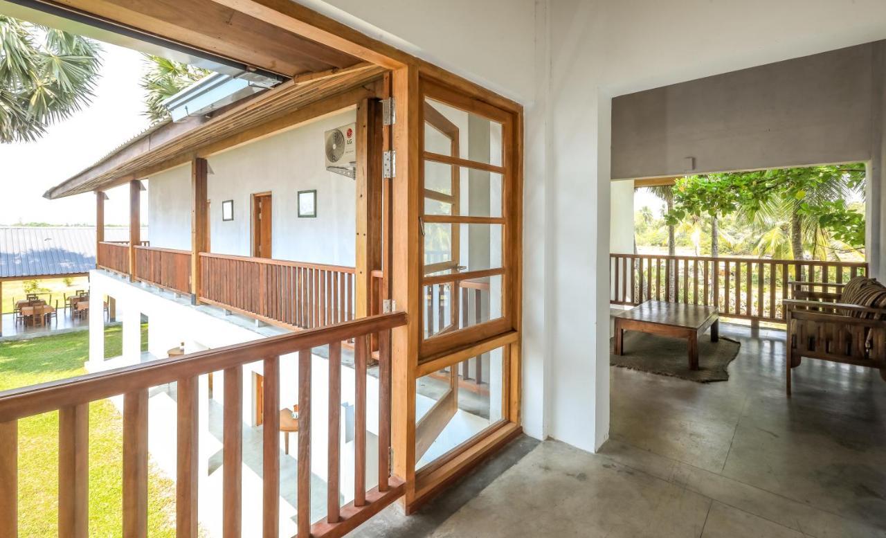 Kayjay Palms Hotel Passikudah Bagian luar foto