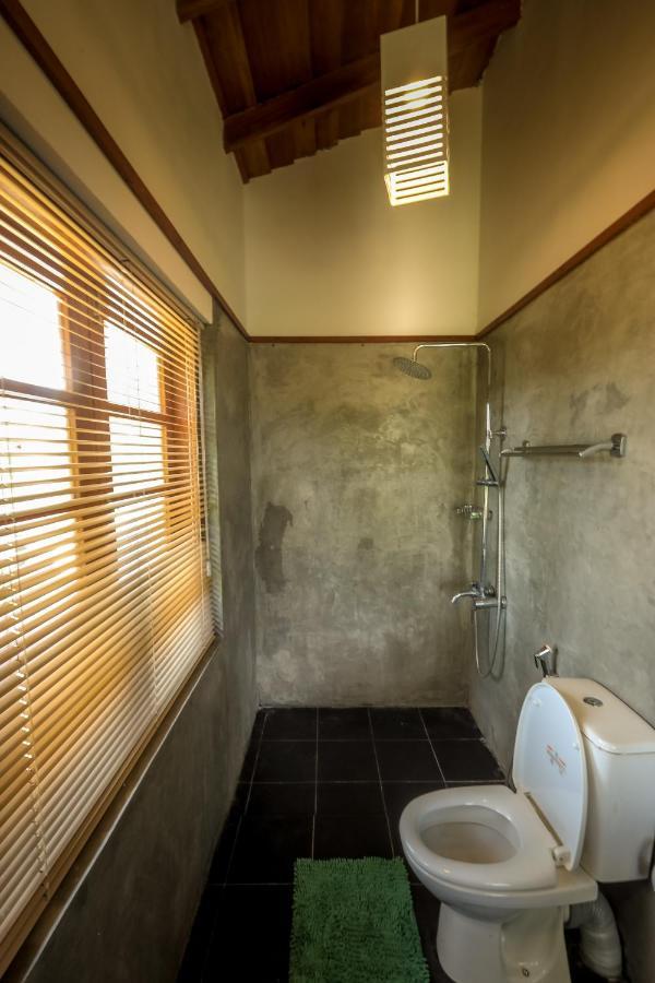 Kayjay Palms Hotel Passikudah Bagian luar foto
