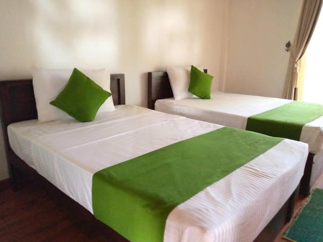 Kayjay Palms Hotel Passikudah Bagian luar foto